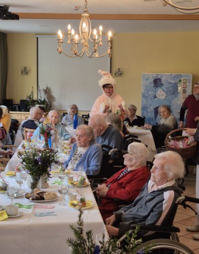 Hallbergmooser Frauen Union und der Rosa Osterhase  – Bild 4